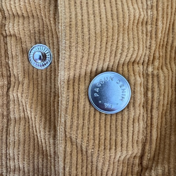 Pacsun mustard corduroy trucker jacket. Medium. Pacsun logo embossed on buttons - Picture 2 of 4
